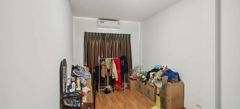 แกรนด์วิลล์ ปทุมธานี-สายใน (Grandville Pathumthani-Sainai), ปทุมธานี, บางหลวง, เมืองปทุมธานี, ปทุมธานี, 120 ตร.ม., ทาวน์เฮ้าส์ ขาย, โดย คุณ ปวีณรา กระแสร์ฉาย (วี), 500135932 - DDproperty.com