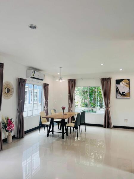 ให้เช่า - บ้าน 3-ห้องนอน, กรุงเทพ