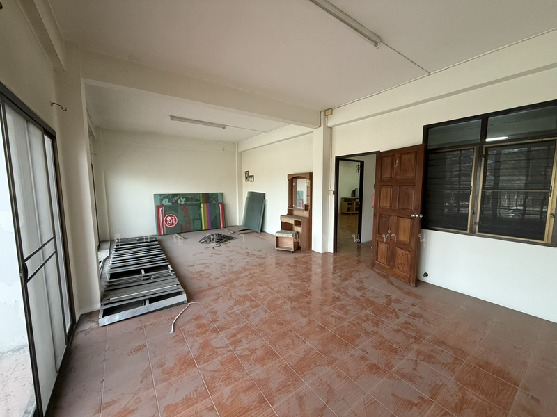 For Sale - ตึกแถว/อาคารพาณิชย์ ติดสัญญาเช่า 7-Eleven - พานทอง ชลบุรี, Chon Buri (Pattaya)