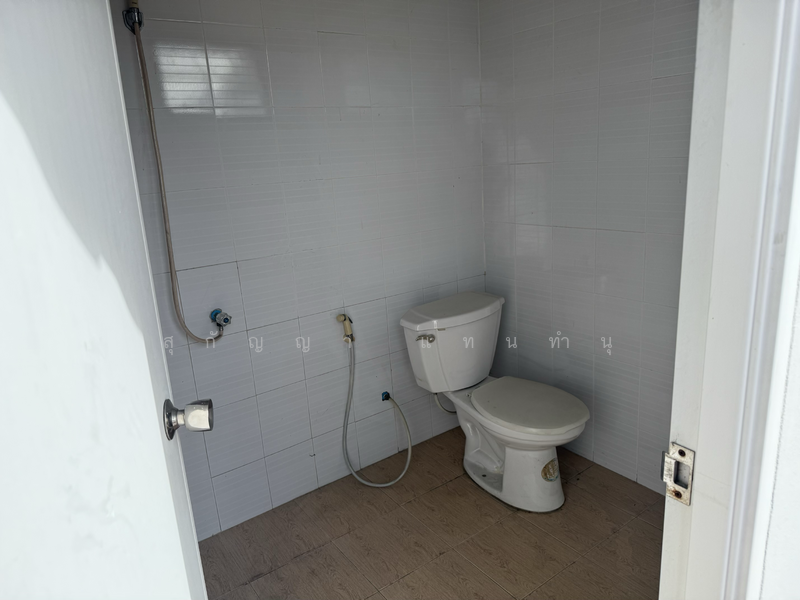 ตึกแถว 2 คูหา ติดสัญญาเช่า 7-Eleven | พานทอง ชลบุรี, Chon Buri (Pattaya), บ้านเก่า, Phan Thong, Phan Thong, Chon Buri (Pattaya), , 280 sqm, Shophouse For Sale, by Sugunya Tantumnu, 500136211 - DDproperty.com