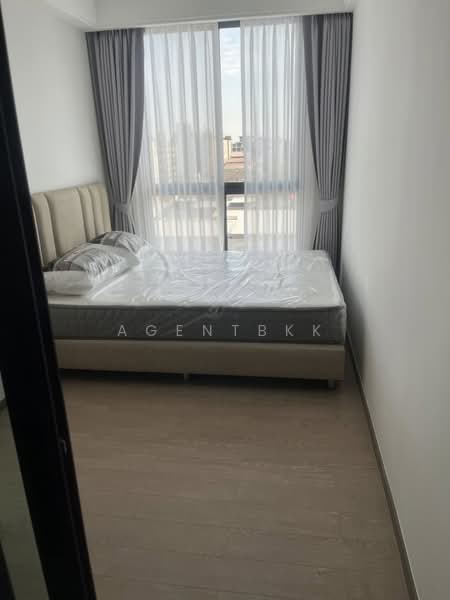 Regal Srinakarin 40, Bangkok, Soi Supapong 3 Yak 8 Srinakarin Road, Nong Bon, Prawet, Bangkok, 1 Bedroom, 28 sqm, Condo For Rent, by Agentbkk, 500136224 - DDproperty.com