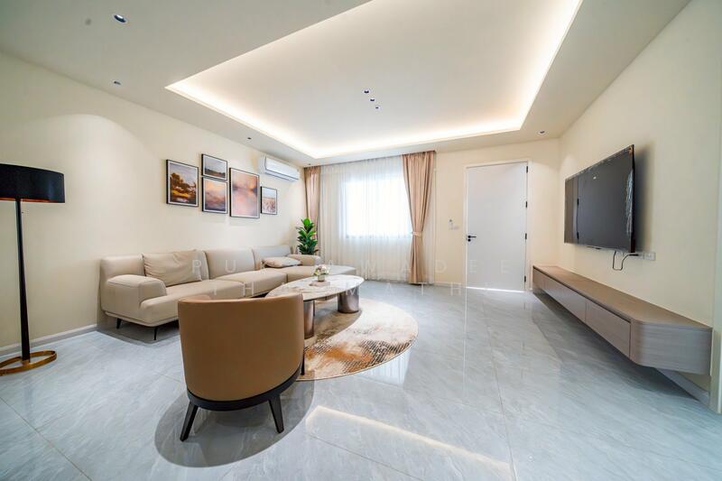 Private House for Sale in Pattaya City Center, Chon Buri (Pattaya), Nong Pru, Bang Lamung (Pattaya), Chon Buri (Pattaya), 6 Bedrooms, 300 sqm, Single Detached House For Sale, by Pukkawadee Thapmathi, 500136258 - DDproperty.com