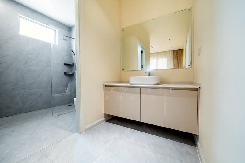 Private House for Sale in Pattaya City Center, Chon Buri (Pattaya), Nong Pru, Bang Lamung (Pattaya), Chon Buri (Pattaya), 6 Bedrooms, 300 sqm, Single Detached House For Sale, by Pukkawadee Thapmathi, 500136258 - DDproperty.com