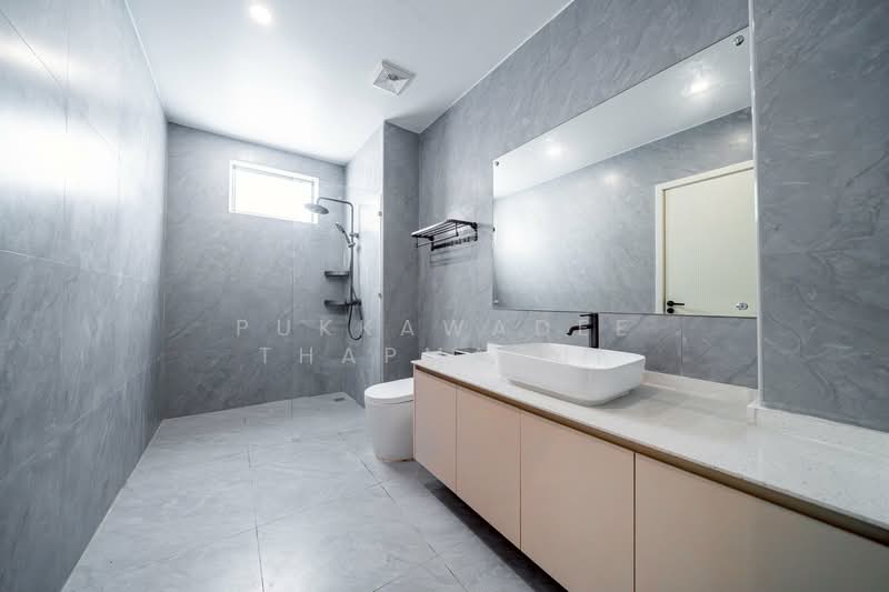 Private House for Sale in Pattaya City Center, Chon Buri (Pattaya), Nong Pru, Bang Lamung (Pattaya), Chon Buri (Pattaya), 6 Bedrooms, 300 sqm, Single Detached House For Sale, by Pukkawadee Thapmathi, 500136258 - DDproperty.com