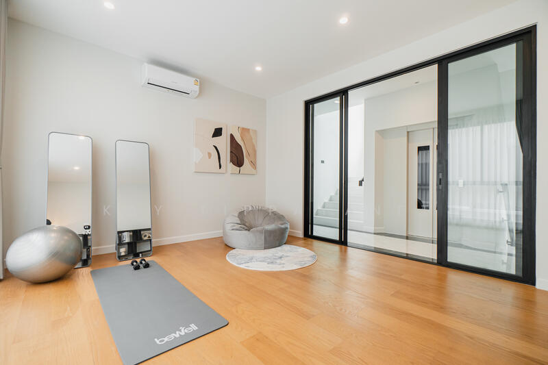 ให้เช่า - CINQ ROYAL Krungthep Kreetha : แซงค์ รอยัล กรุงเทพกรีฑา, กรุงเทพ