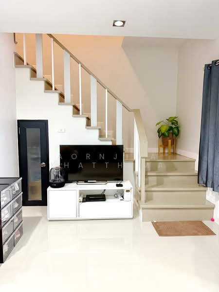 R0940 | 2-Storey Townhome for Rent in Chang Klan – Night Bazaar Area, Chiang Mai, Chang Klan, Muang Chiang Mai, Chiang Mai, 3 Bedrooms, 120 sqm, Townhouse For Rent, by Aornjira Khatthima, 500136384 - DDproperty.com