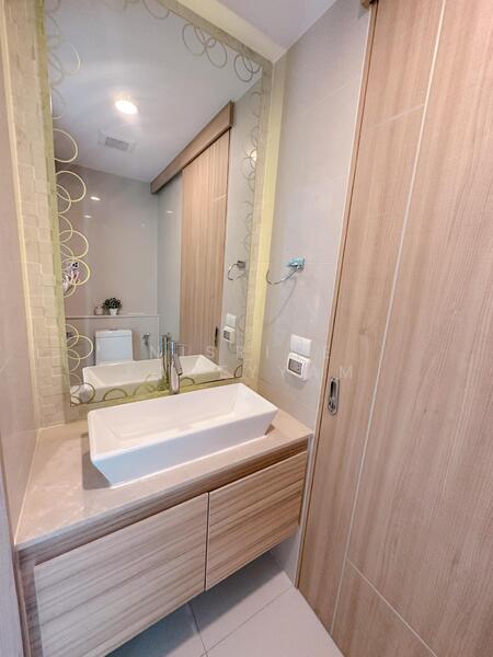 ขาย - The Riviera Wongamat : เดอะ ริเวียร่า วงศ์อมาตย์, ชลบุรี