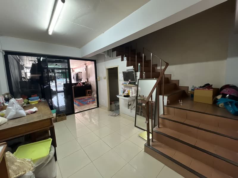 ตึกแถว/อาคารพาณิชย์ ซอยสำเร็จพัฒนา ใกล้ถนนกาญจนาภิเษก - บางกรวย นนทบุรี, นนทบุรี, ปลายบาง, บางกรวย, นนทบุรี, 115 ตร.ม., ตึกแถว-อาคารพาณิชย์ ขาย, โดย สุกัญญา แทนทำนุ, 500136595 - DDproperty.com