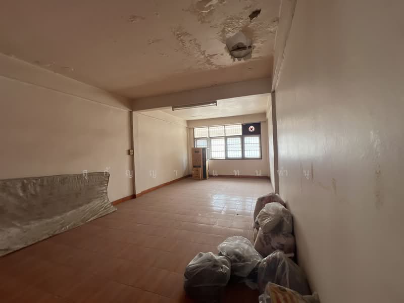 ตึกแถว/อาคารพาณิชย์ ซอยสำเร็จพัฒนา ใกล้ถนนกาญจนาภิเษก - บางกรวย นนทบุรี, นนทบุรี, ปลายบาง, บางกรวย, นนทบุรี, 115 ตร.ม., ตึกแถว-อาคารพาณิชย์ ขาย, โดย สุกัญญา แทนทำนุ, 500136595 - DDproperty.com