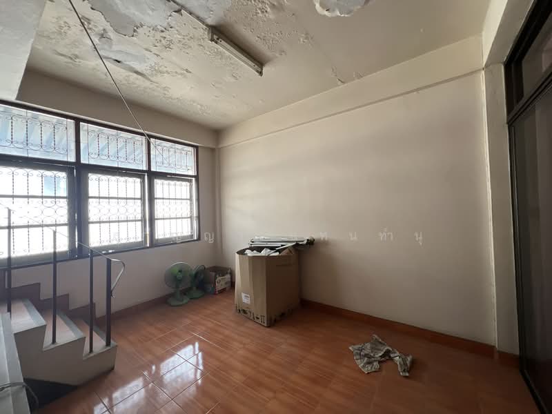 ตึกแถว/อาคารพาณิชย์ ซอยสำเร็จพัฒนา ใกล้ถนนกาญจนาภิเษก - บางกรวย นนทบุรี, Nonthaburi, Plai Bang, Bang Kruai, Nonthaburi, , 115 sqm, Shophouse For Sale, by Sugunya Tantumnu, 500136595 - DDproperty.com