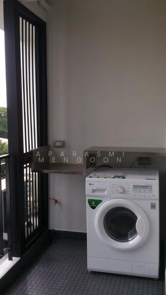 Tree Condo Ekamai, Bangkok, Soi Samanand, Rama 4 Road, Phra Kanong, Khlong Toei, Bangkok, 1 Bedroom, 40 sqm, Condo For Rent, by Aparasmi Mengoon, 500136677 - DDproperty.com