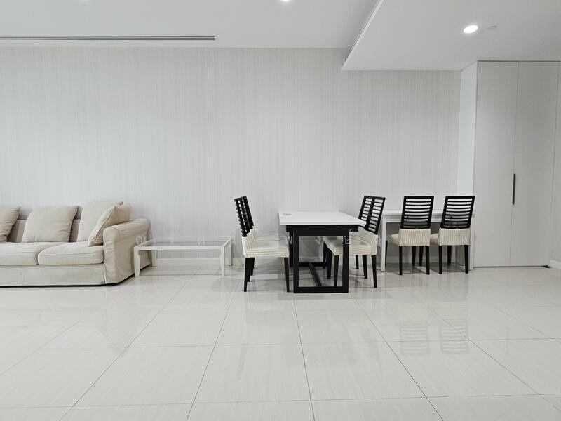 185 Rajadamri, Bangkok, 185 Rajadamri Road, Lumphini, Pathum Wan, Bangkok, 2 Bedrooms, 108 sqm, Condo For Sale, by Saranrat Pongklang, 500136886 - DDproperty.com