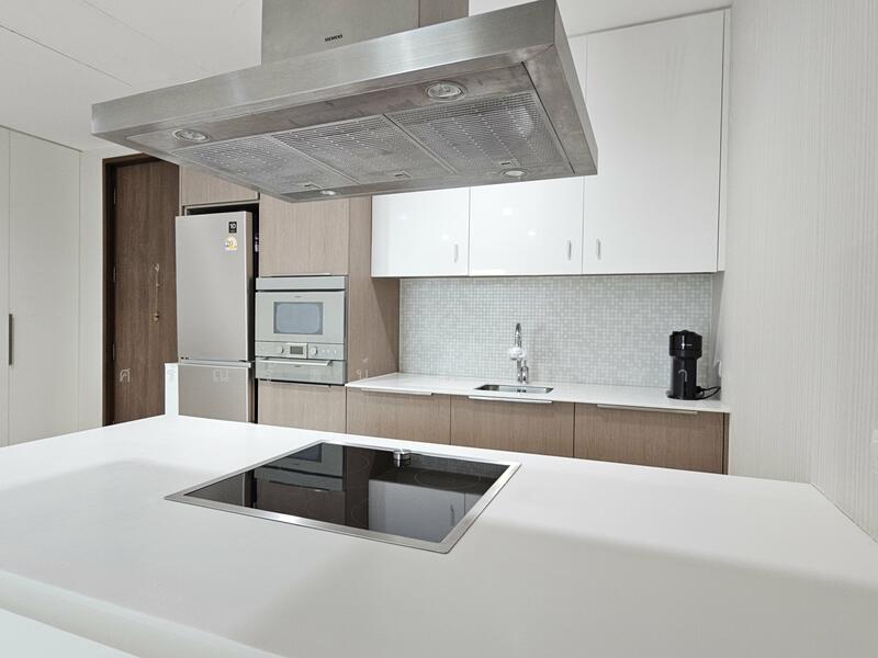 185 Rajadamri, Bangkok, 185 Rajadamri Road, Lumphini, Pathum Wan, Bangkok, 2 Bedrooms, 108 sqm, Condo For Sale, by Saranrat Pongklang, 500136886 - DDproperty.com