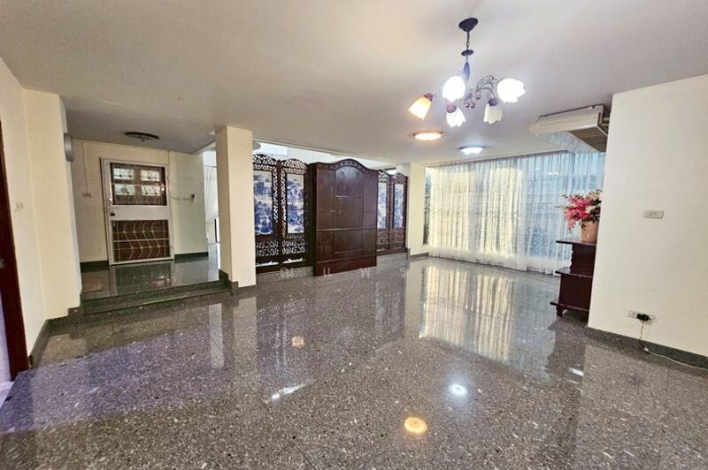 เอกสิน 2 นาคนิวาส 48, Bangkok, Lat Phrao, Lat Phrao, Bangkok, 4 Bedrooms, 250 sqm, Single Detached House For Sale, by คุณแพรว, 500136932 - DDproperty.com