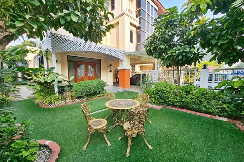 เอกสิน 2 นาคนิวาส 48, Bangkok, Lat Phrao, Lat Phrao, Bangkok, 4 Bedrooms, 250 sqm, Single Detached House For Sale, by คุณแพรว, 500136932 - DDproperty.com