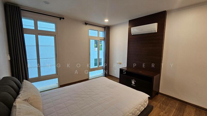 Wattana Suite, Bangkok, Soi Sukhumvit 15, Khlongtoei Nua, Watthana, Bangkok, 3 Bedrooms, 264 sqm, Condo For Rent, by BANGKOK PROPERTY AGENTS, 500136963 - DDproperty.com