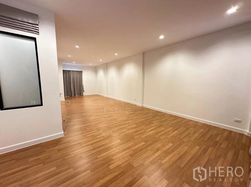 For rent Home Office 236sqm in Lat Phrao, Lat Phrao, Bangkok hre00196, Bangkok, Lat Phrao, Lat Phrao, Bangkok, , 236 sqm, Office Space For Rent, by Hero Realtor Co., Ltd., 500136967 - DDproperty.com