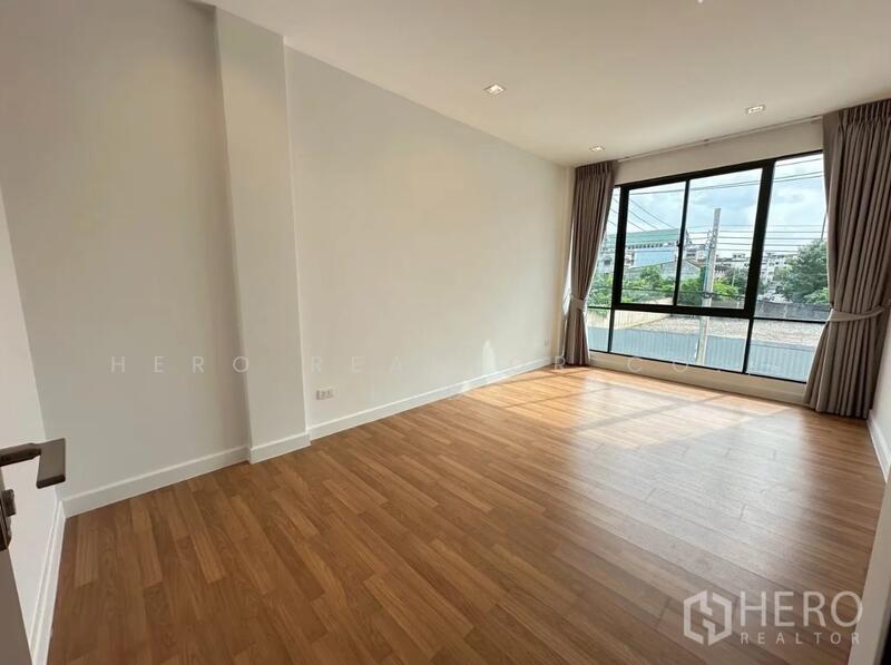 For rent Home Office 236sqm in Lat Phrao, Lat Phrao, Bangkok hre00196, Bangkok, Lat Phrao, Lat Phrao, Bangkok, , 236 sqm, Office Space For Rent, by Hero Realtor Co., Ltd., 500136967 - DDproperty.com