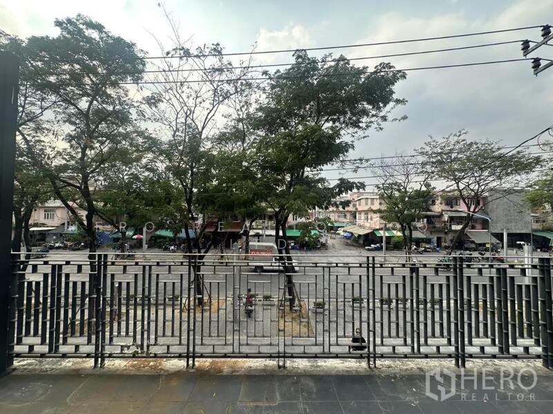 For Rent Home Office 249sqm in Wang Mai, Pathum Wan, Bangkok BTS National Stadium hre00197, Bangkok, Wang Mai, Pathum Wan, Bangkok, , 249 sqm, Office Space For Rent, by Hero Realtor Co., Ltd., 500136992 - DDproperty.com