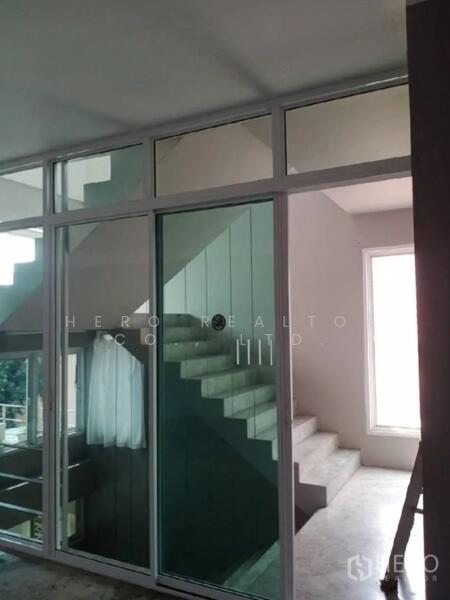 ให้เช่า - ให้เช่าโฮมออฟฟิศ 750 ตร.ม. พระราม 9 – ห้วยขวาง กรุงเทพฯ hre00199, กรุงเทพ