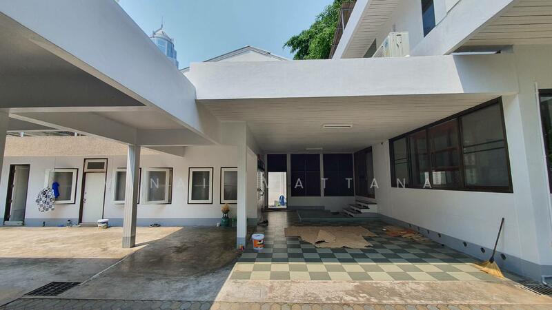 ให้เช่า - บ้าน 4-ห้องนอน, กรุงเทพ