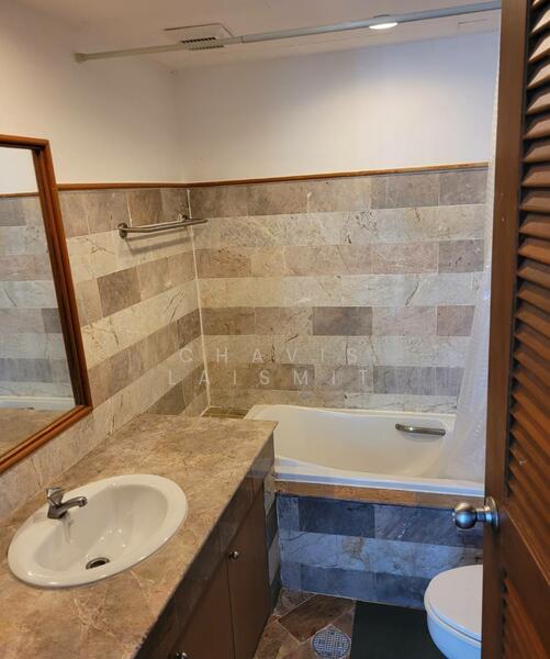 Sukhumvit Suite, Bangkok, 19 Soi Sukhumvit 13, Khlongtoei Nua, Watthana, Bangkok, 1 Bedroom, 57 sqm, Condo For Rent, by Chavis Laismit, 500137266 - DDproperty.com