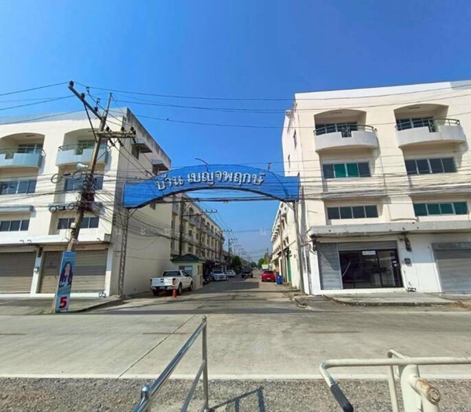 ขาย - เบญจพฤกษ์, ปทุมธานี