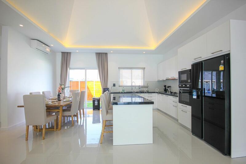 The Clouds Hua Hin 3 : เดอะ คลาวส์ 3 หัวหิน, ประจวบคีรีขันธ์, หินเหล็กไฟ, หัวหิน, ประจวบคีรีขันธ์, 284 ตร.ม., วิลล่า ขาย, โดย Sirisongkran Kasemkun, 500137321 - DDproperty.com