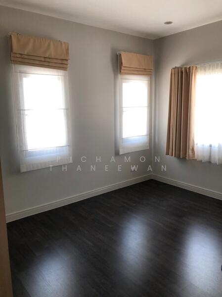 For Rent - Setthasiri Charun-Pinklao, Bangkok