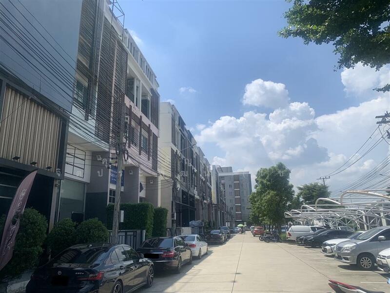 ขาย - เวิร์ค เพลส รัชดา-รามอินทรา : Work Place Ratchada - Ramintra, กรุงเทพ