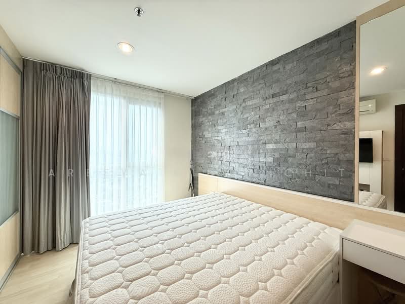 Rhythm Ratchada, Bangkok, 558 Ratchadaphisek Road, Samsen Nok, Huai Khwang, Bangkok, 1 Bedroom, 46 sqm, Condo For Rent, by Areeya Kingwichit, 500138022 - DDproperty.com