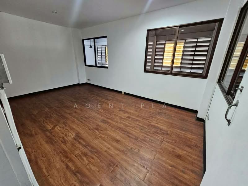 For Rent - Warehouse for Rent, 900 sq.m., Lat Krabang (SPSAD3798), Bangkok