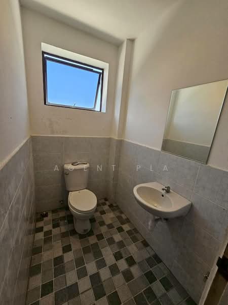 ให้เช่า - โกดังให้เช่า ขนาด 900 ตารางเมตร ลาดกระบัง (SPSAD3798), กรุงเทพ