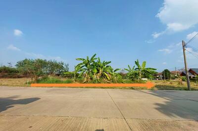 ขาย - ที่ดินเปล่า เนื้อที่ 112 ตร.ว. หมู่บ้านเดอะลากูล 1-2, ปทุมธานี