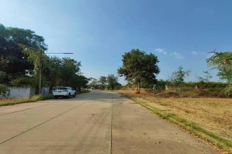 For Sale - ที่ดินเปล่า เนื้อที่ 112 ตร.ว. หมู่บ้านเดอะลากูล 1-2, Pathum Thani