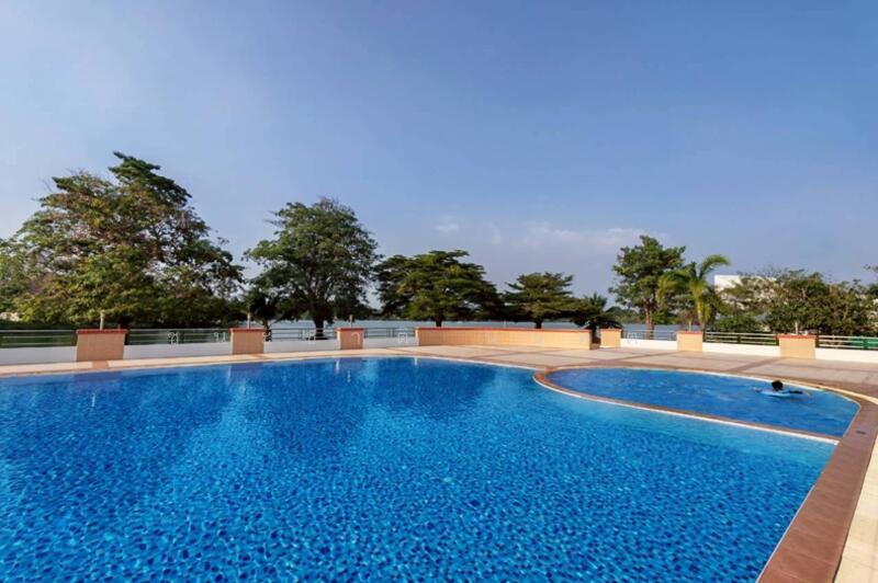 For Sale - ที่ดินเปล่า เนื้อที่ 112 ตร.ว. หมู่บ้านเดอะลากูล 1-2, Pathum Thani