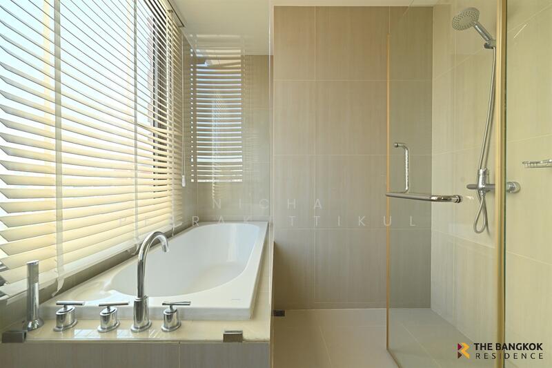 For Rent - Villa Asoke, Bangkok