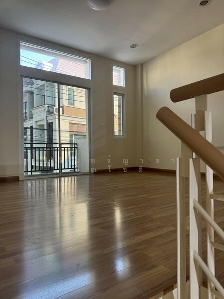 For Rent - Premium Place Ekkamai-Ramindra, Bangkok