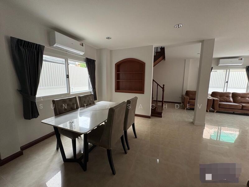 Perfect Place Ramkhamhaeng 164, Bangkok, Soi Ramkhamhaeng 164, Saphan Sung, Saphan Sung, Bangkok, 4 Bedrooms, 276 sqm, Single Detached House For Rent, by Sunitra Sachdev, 500138311 - DDproperty.com