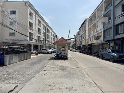 ขาย - Parinda Condotown : ปริณดา คอนโดทาวน์, ชลบุรี