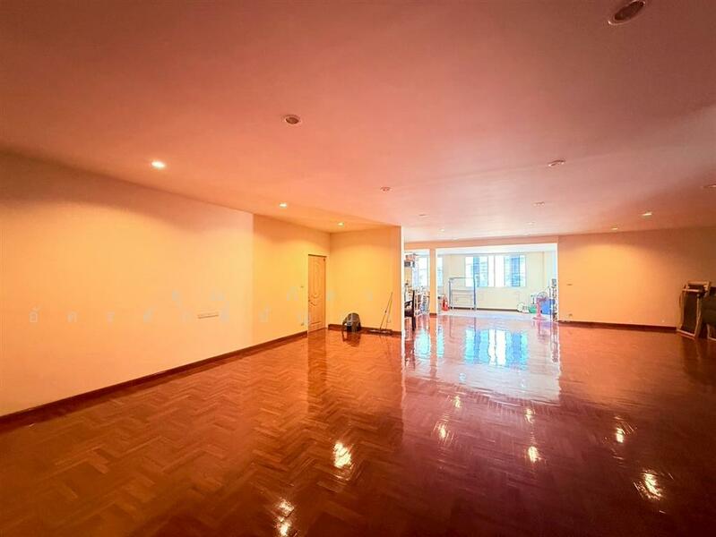 For Sale - อาคารพาณิชย์ 6 ชั้น 71 ตร.ว. อาคารพาณิชย์ ซอยรัชดาภิเษก19, Bangkok