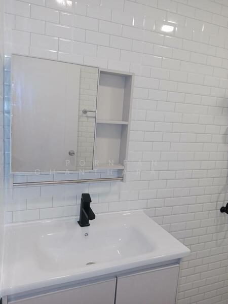 ขาย - ทาวน์เฮ้าส์ 2-ห้องนอน, กรุงเทพ