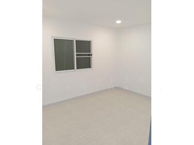 ขาย - ทาวน์เฮ้าส์ 2-ห้องนอน, กรุงเทพ