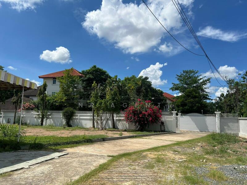 For Rent - 2-story House Soi Nonthaburi 52, Nonthaburi