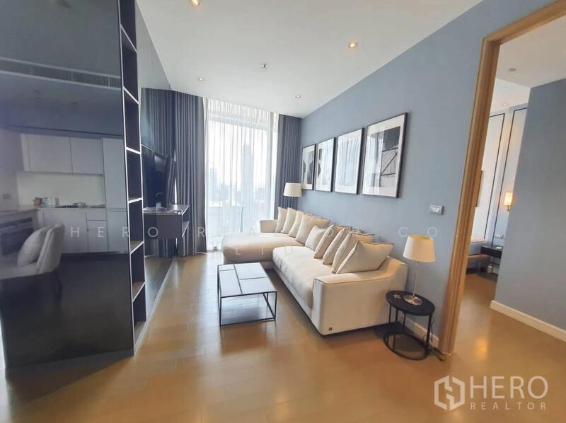 For Rent - For Rent 1 Bedroom Condominium in Magnolias Ratchadamri Boulevard in Lumphini hre00207, Bangkok