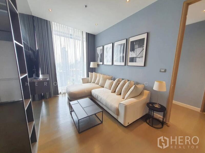 For Rent - For Rent 1 Bedroom Condominium in Magnolias Ratchadamri Boulevard in Lumphini hre00207, Bangkok