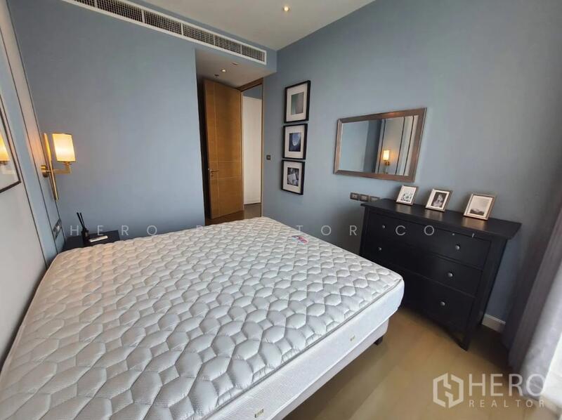 For Rent - For Rent 1 Bedroom Condominium in Magnolias Ratchadamri Boulevard in Lumphini hre00207, Bangkok