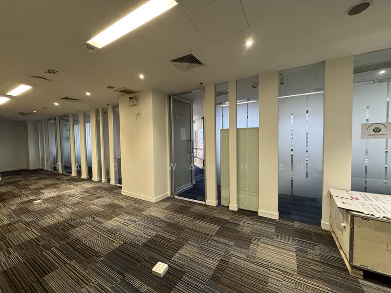 PHAHOLYOTHIN PLACE, Bangkok, Samsen Nai, Phaya Thai, Bangkok, , 1,533 sqm, Office Space For Rent, by Ratchawan Huang, 500138759 - DDproperty.com