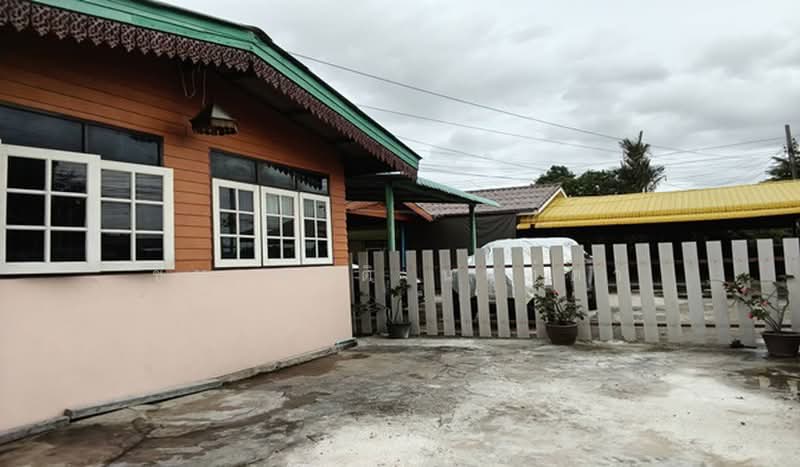 ที่ดินพร้อมบ้าน เนื้อที่ 107 ตร.ว. ซอยสุวินทวงศ์ 28 แขวงมีนบุรี เขตมีนบุรี, กรุงเทพ, สุวินทวงศ์, มีนบุรี, กรุงเทพ, 428 ตร.ม., ที่ดิน ขาย, โดย ชนะชาติ นนท์ตา, 500138774 - DDproperty.com