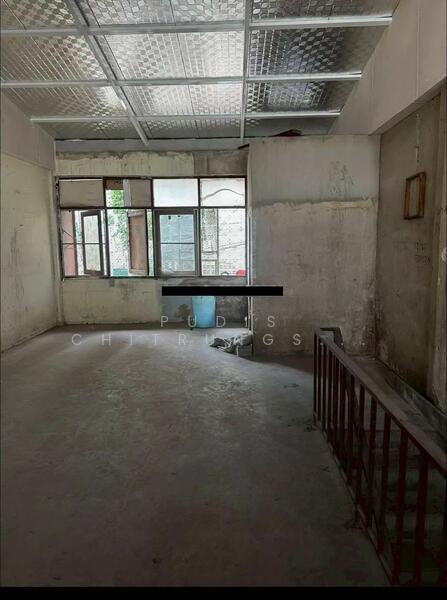 For Rent - ให้เช่าทาวน์เฮาส์(2 ชั้น) - ใกล้Big C Extra Rama 4, Bangkok